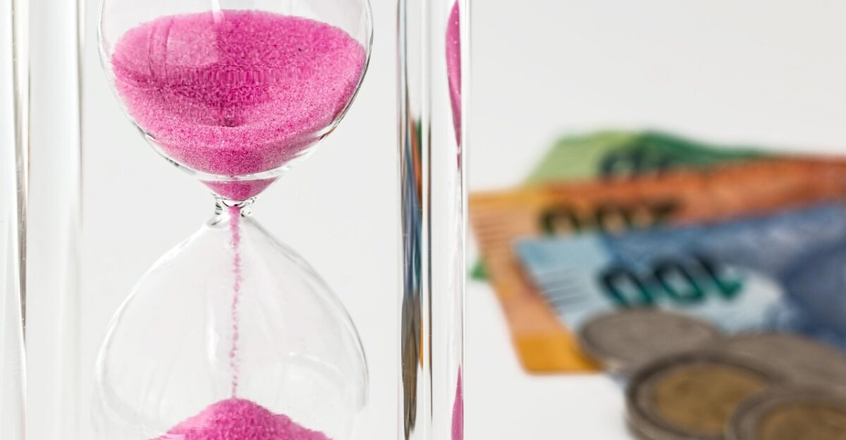 hourglass money time investment currency finance economic risk cash business economy wealth savings investing financing banking growth profit income return on investment revenue strategy patience patient wait time value of money time is money invest interest investor earnings deposit coin save asset planning time management money money investment investment patience patience patience patience patience investor time management