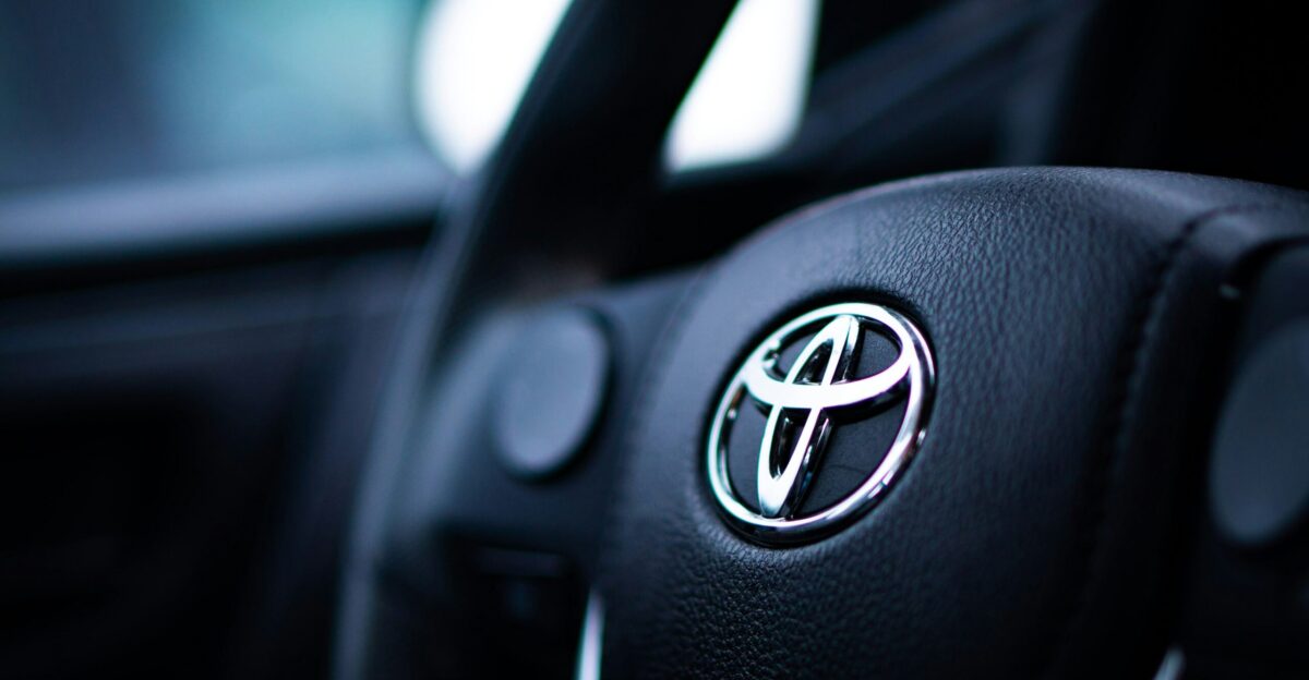 black toyota car steering wheel