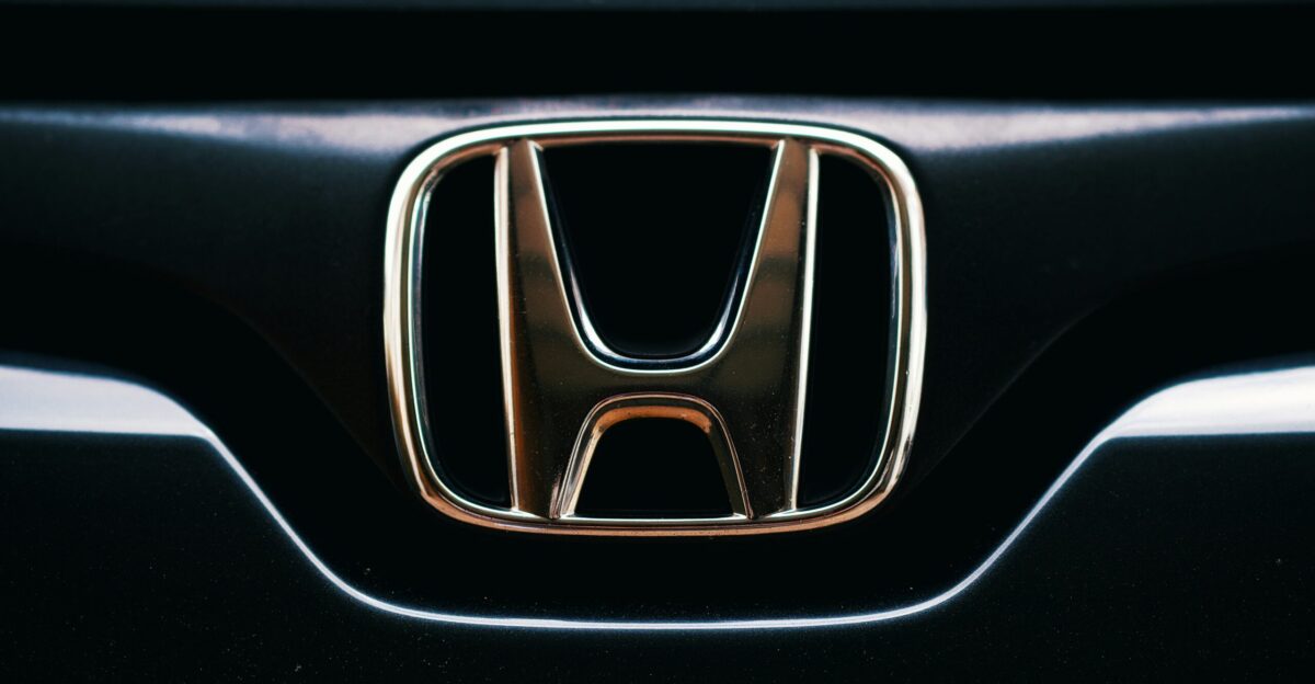 The honda logo is displayed prominently
