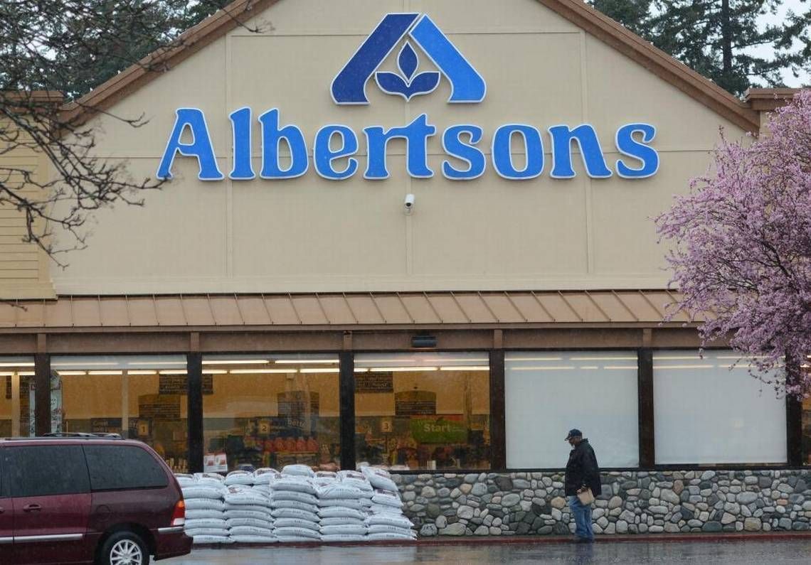 Closing- The Albertsons grocery store on Birchwood Avenue in Bellingham seen here Monday morning March 7 2016 will close May 7 by Samantha Altland