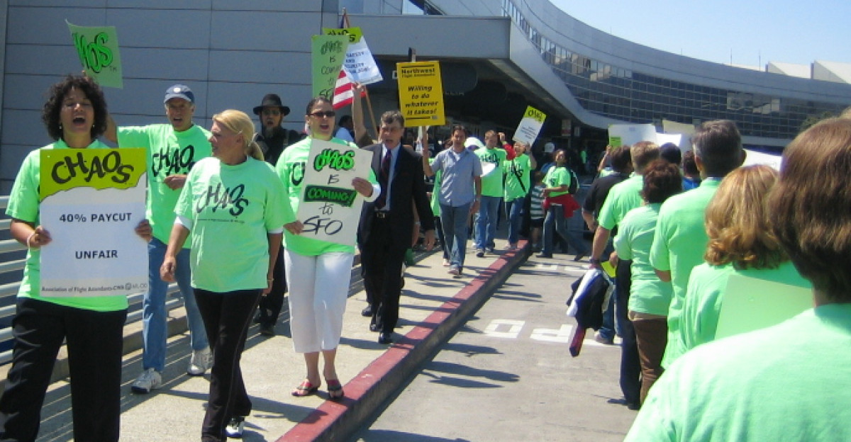 AFA Flight Attendants picketing Northwest Airlines at the San Francisco International Airport August 15 2006