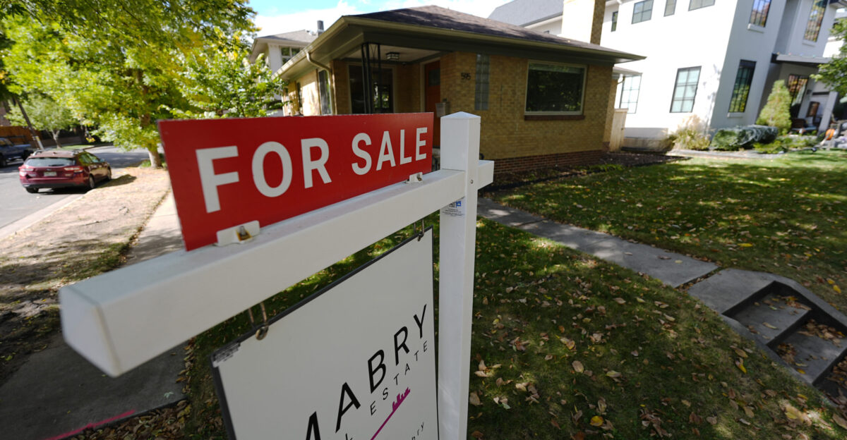 U S January home sales fall as high mortgage rates prices freeze