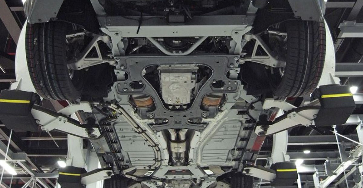 http://www.designboom.com/design/ferrari-factory-tour-assembly-line/ by Jonny Lo Piscopo