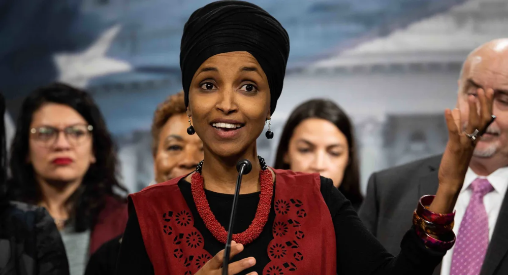 Thread by realDSteinberg BIG Ilhan Omar update Federal investigators finally seem to be reviewing the overwhelming evidence against IlhanMN And at least THREE age by Jeannie E H