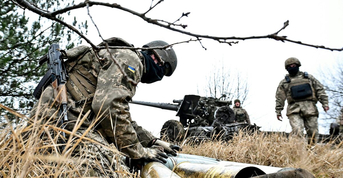 NATO Review - The urgent imperative to maintain NATO s nuclear