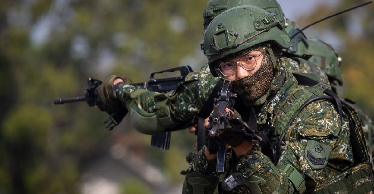 Taiwanese Army, Chiayi, 2023 by Huy Trần