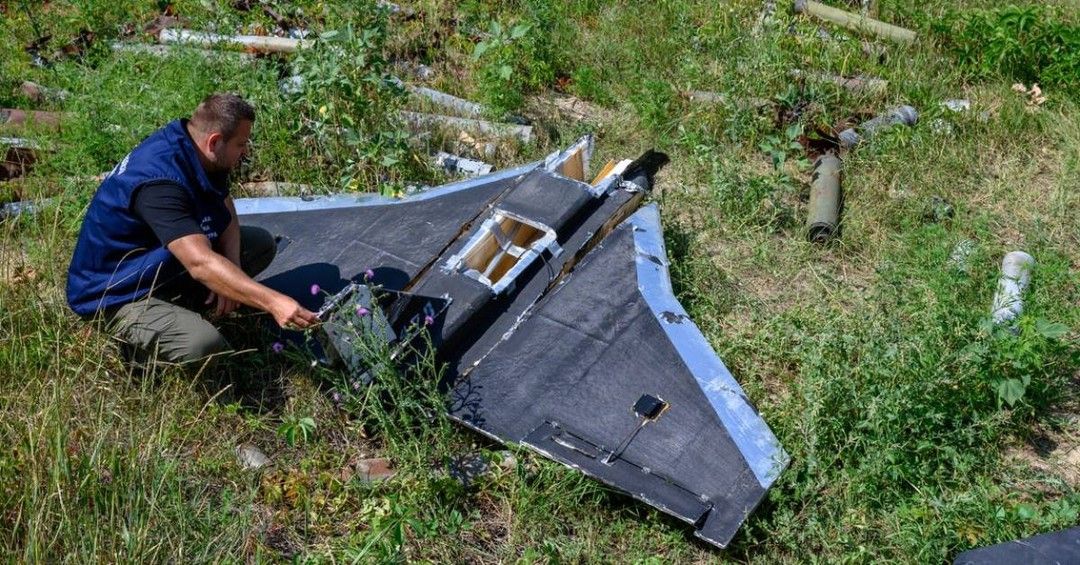 Un conocido analista de drones ucraniano ha publicado im genes que parecen ser pruebas de c mara filmadas en Shenzhen China diciendo que estos clips fueron recuperados de un dron gerbera ruso ca do Serhii Flash Beskrestnov un especialista en drones citado a menudo que dirige un popular canal de telegramas sobre sistemas no improvisados en la Guerra de Ucrania subi los videos el domingo by DTPNews