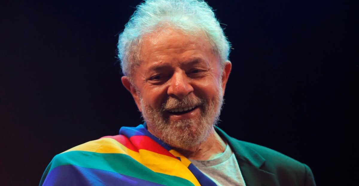 Lula da Silva sworn in as Brazil president by Af