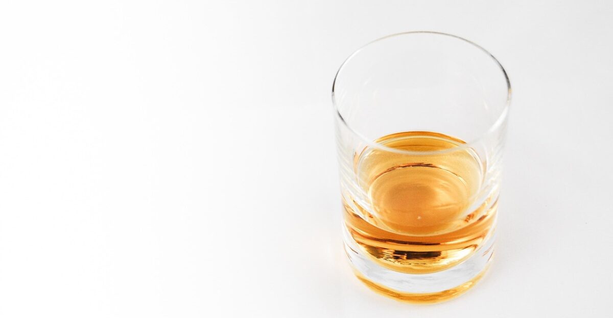glass whiskey bourbon scotch drink alcohol cup alcoholic beverage beverage alcoholic drink glassware isolated whiskey whiskey whiskey alcohol alcohol alcohol alcohol alcohol