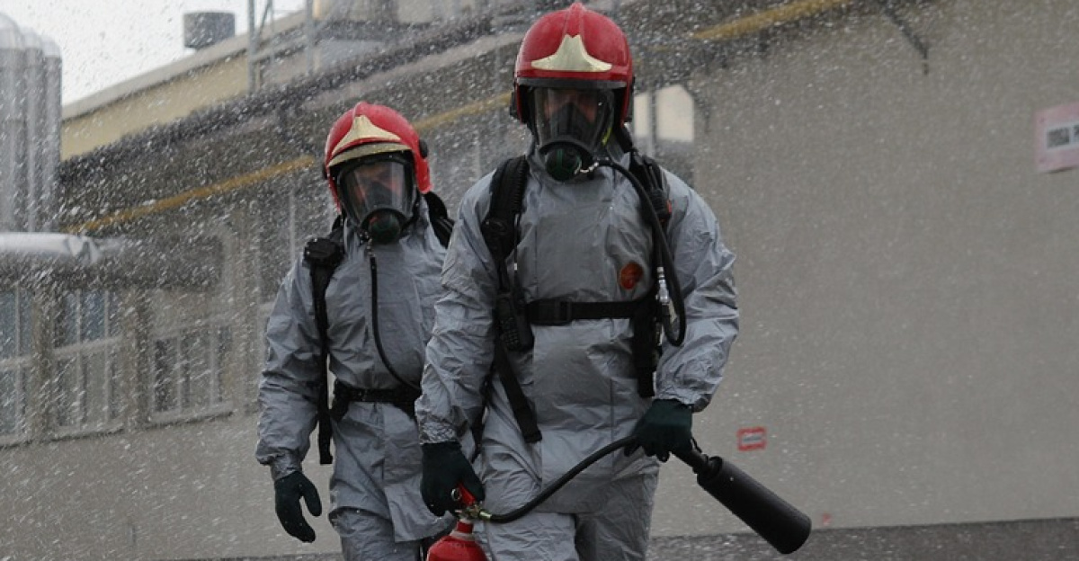 chemistry, nature, poisoning, help, fire, ammonia, rescue, environment, fire department, hydrant, water