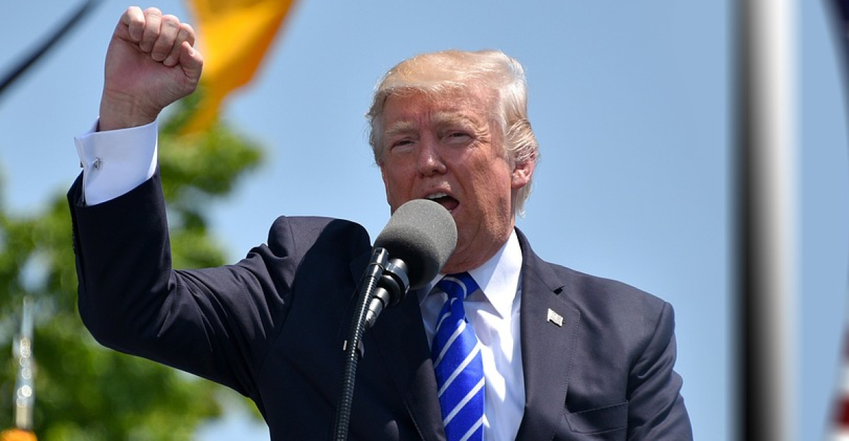 trump, president, usa, america, flag, british flag, banner, union jack, donald trump, republican, politics, presidency, speech, politician