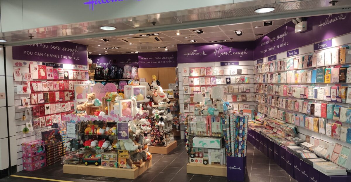 HK zh Central MTR Station concourse in February 2022