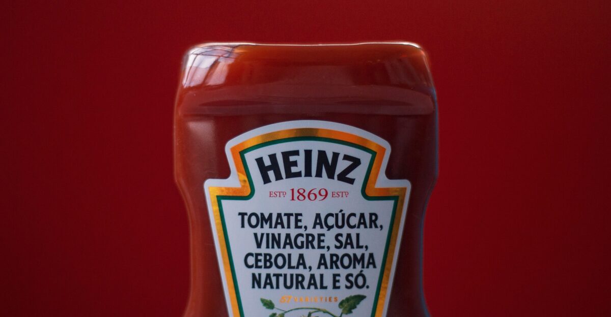 Heinz tomato ketchup bottle close-up photography