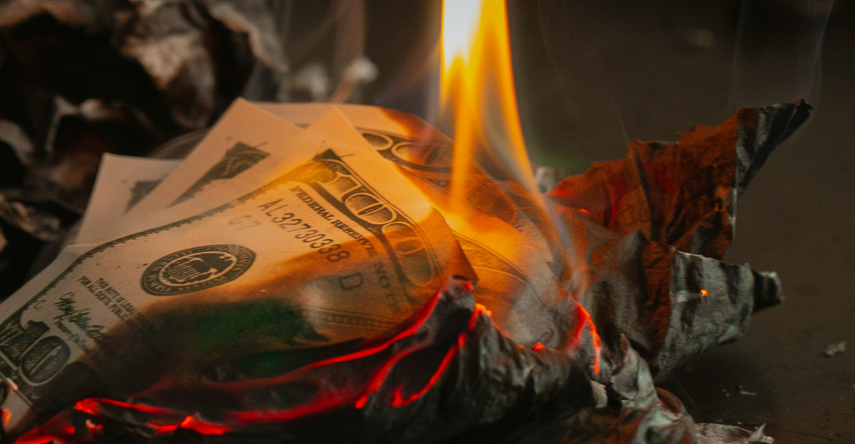 burning banknotes