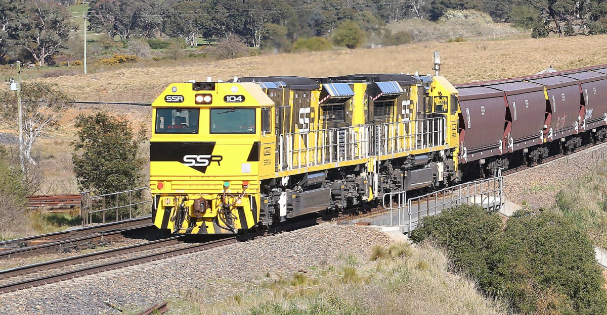 Strong grain harvest supports regional rail haulage operations in