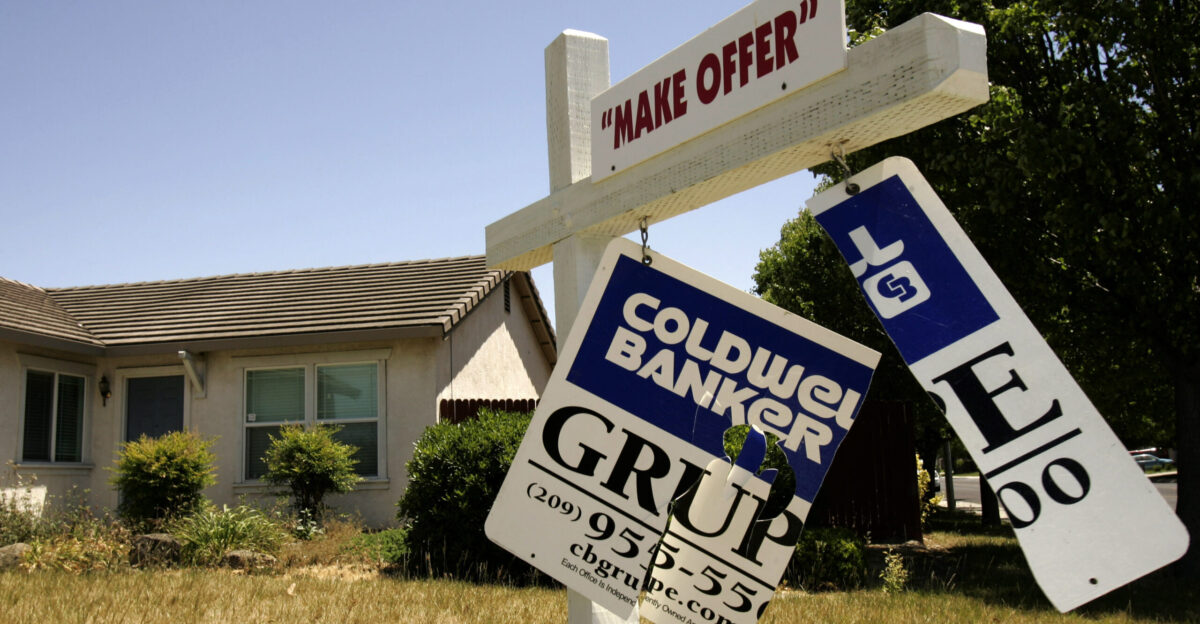 Global saving glut monetary policy and housing bubble Further