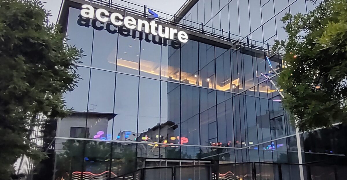 Edificio de Accenture Argentina en 24 de Noviembre y Rondeau Parque Patricios Buenos Aires Argentina