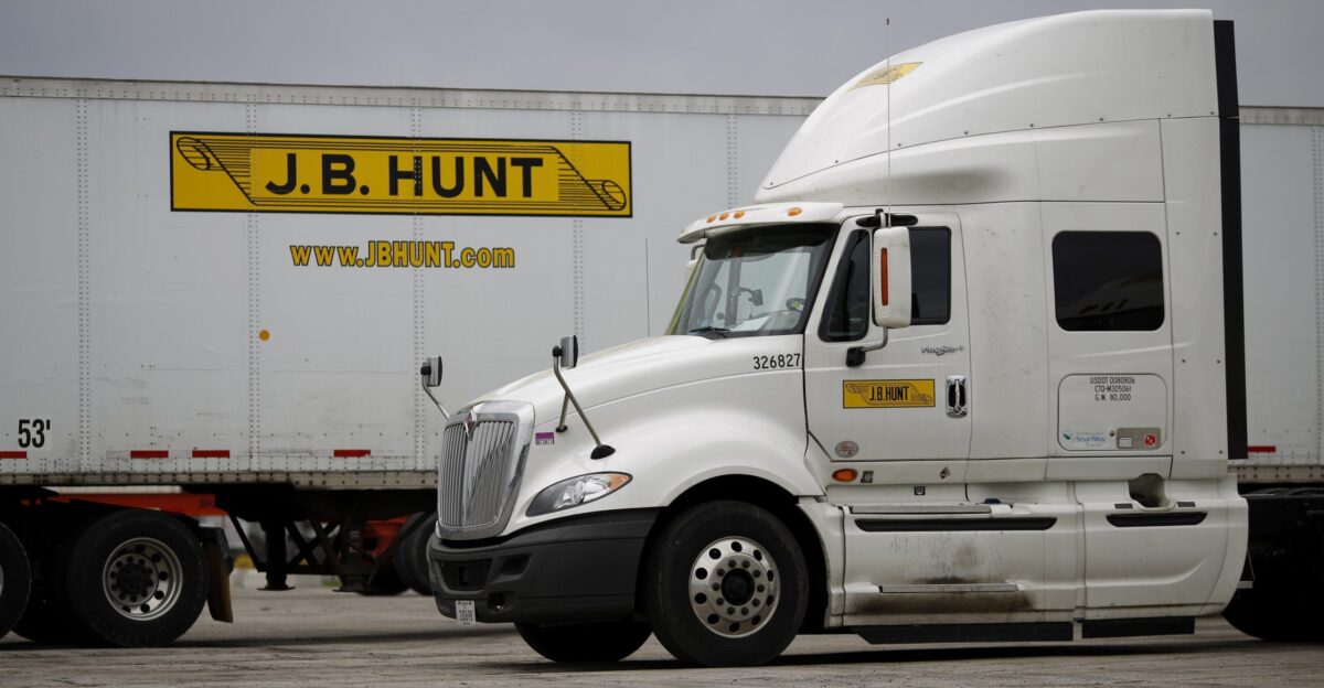 J B Hunt Profit and Revenue Rise - WSJ
