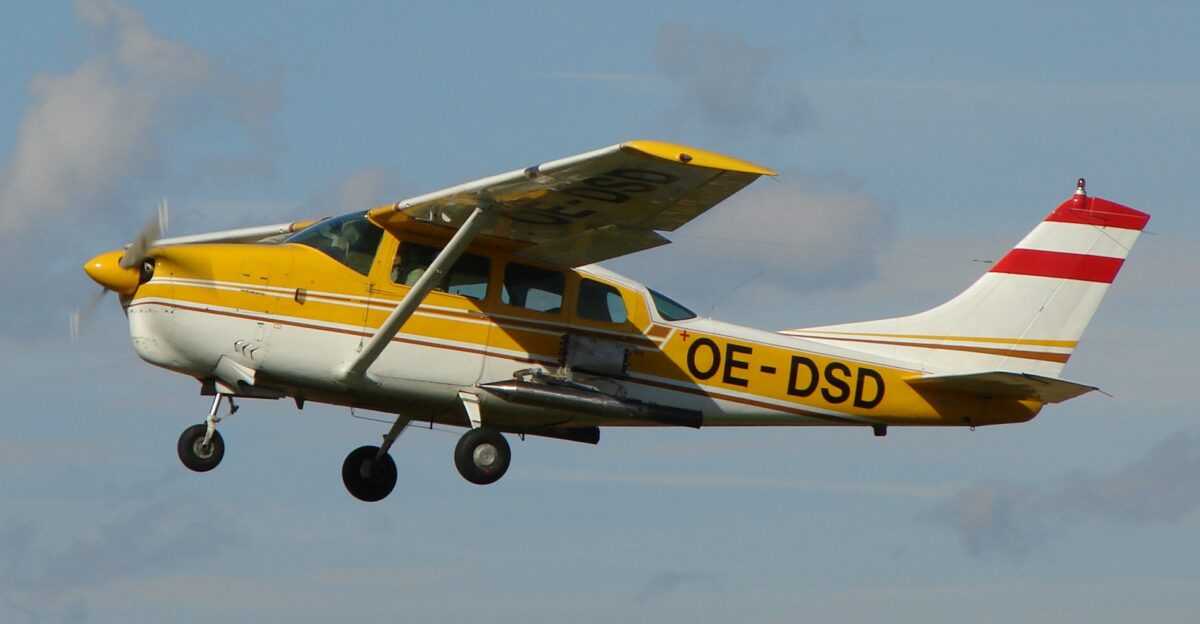 Cessna 210 OE DSD rebuilt for cloud seeding with 2 silver iodide generators