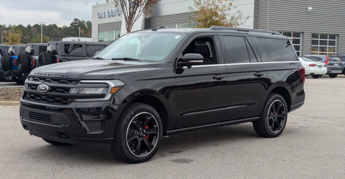 New 2024 Ford Expedition Max Limited Sport Utility in Columbia