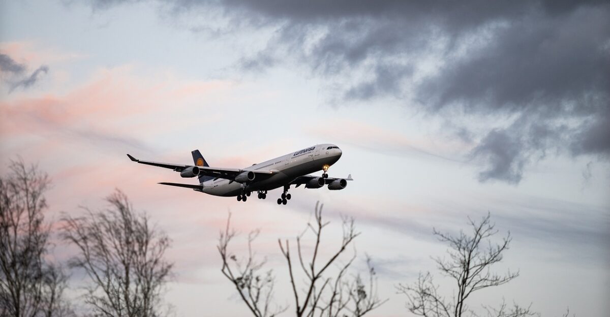 aircraft airplane flying airport travel aviation vacations passenger aircraft flight tourism lufthansa airplane airplane airplane airplane airplane airport airport