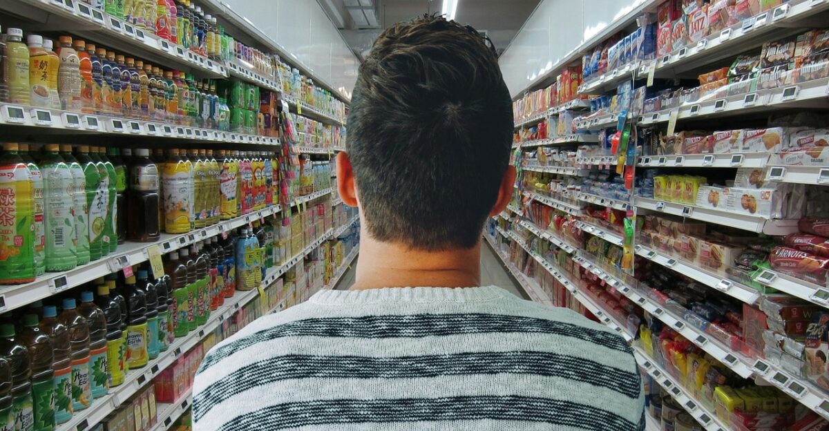 grocery store man shopping market supermarket food shop customer retail consumer fresh lifestyle buy business people aisle products groceries grocery grocery supermarket supermarket supermarket supermarket supermarket consumer consumer consumer groceries groceries