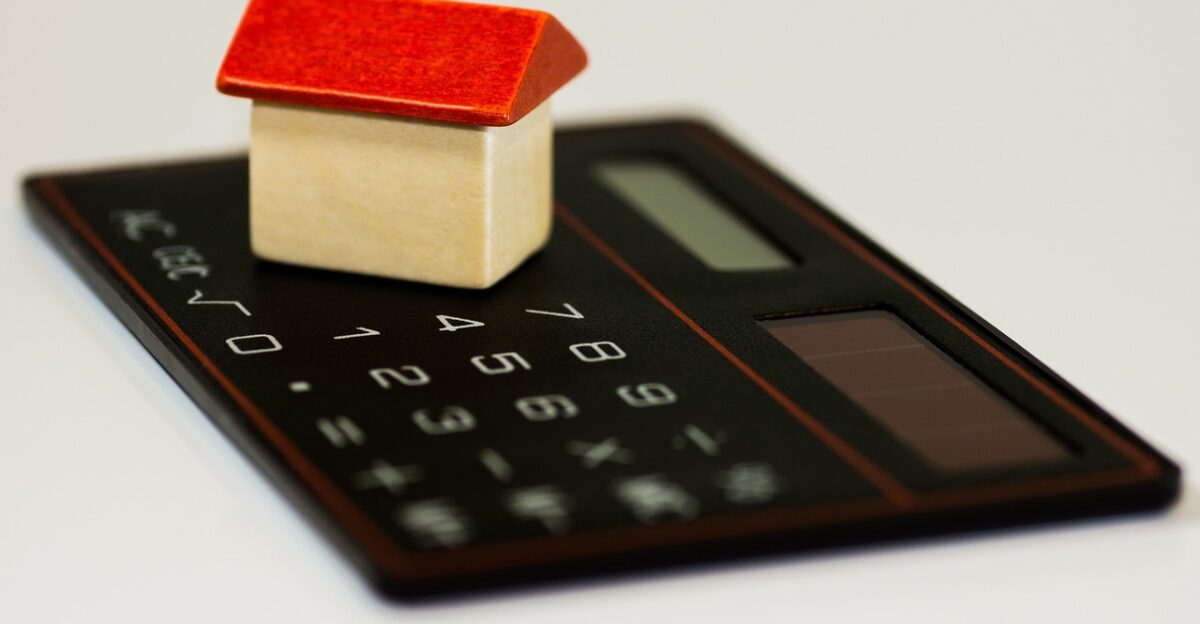 house money euro coin coins banknotes calculator computer household budget save up finance stock exchange debts dollar bill mortgage bank financing crisis business sale house sale how to calculate calculate close up macro macro shot datailaufnahme calculator budget budget mortgage mortgage mortgage mortgage mortgage