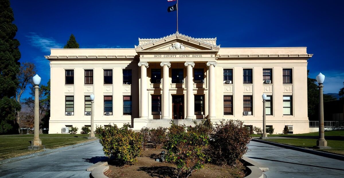 inyo county courthouse architecture building california independence law exterior justice legal court hdr columns enforcement judgement landmark historical blue law courthouse courthouse courthouse courthouse courthouse legal
