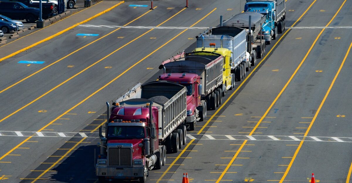 truck trailer vehicle transport freight road logistics heavy trucking carry ferry north america canada truck logistics logistics logistics trucking trucking trucking trucking trucking carry