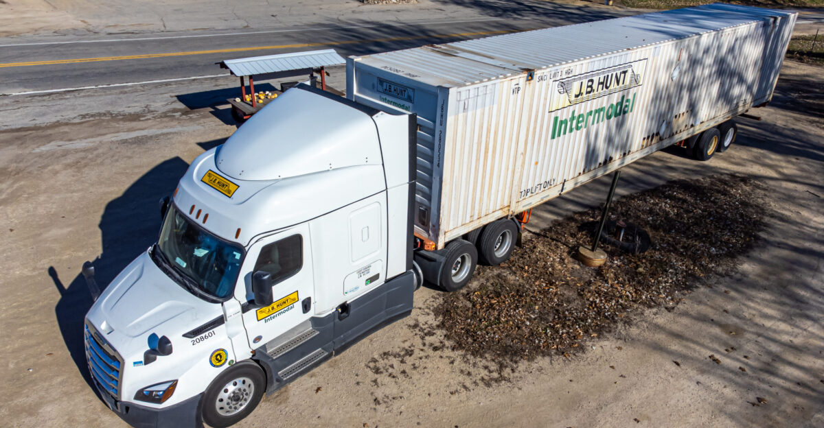 J B Hunt intermodal semi truck