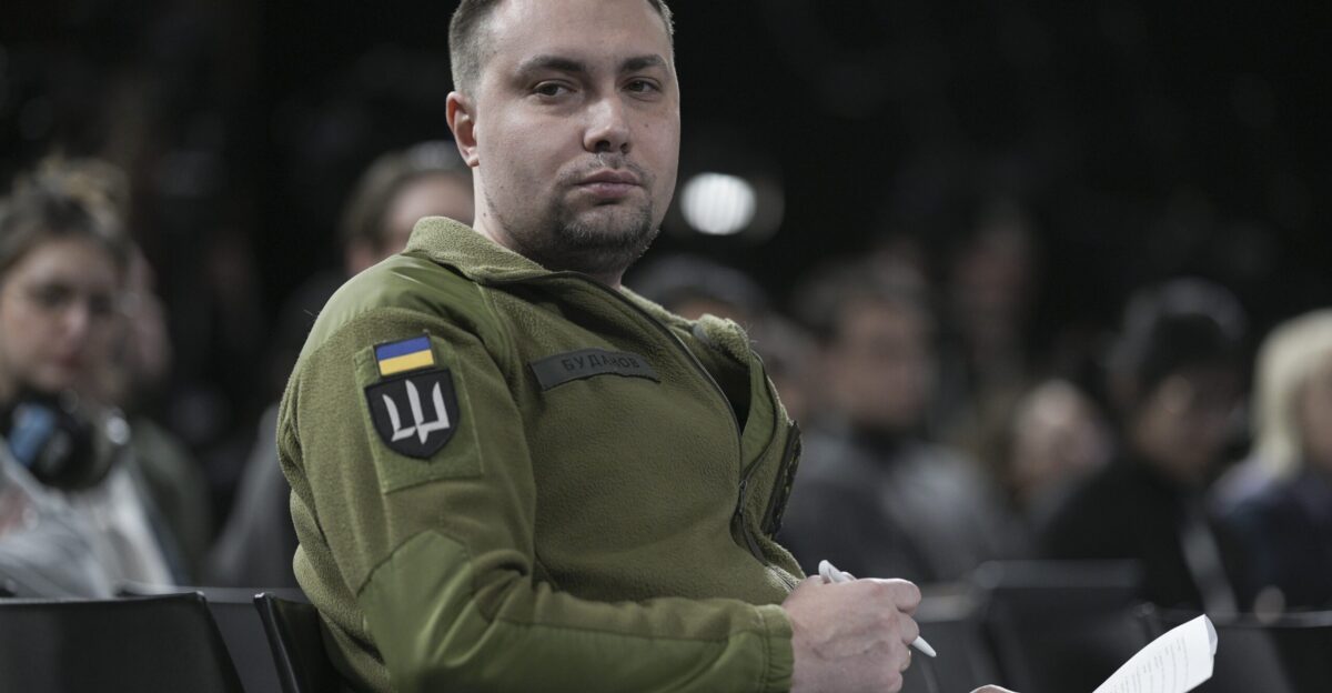 Ukrainian Intelligence Chief Budanov Spotted on Frontlines After