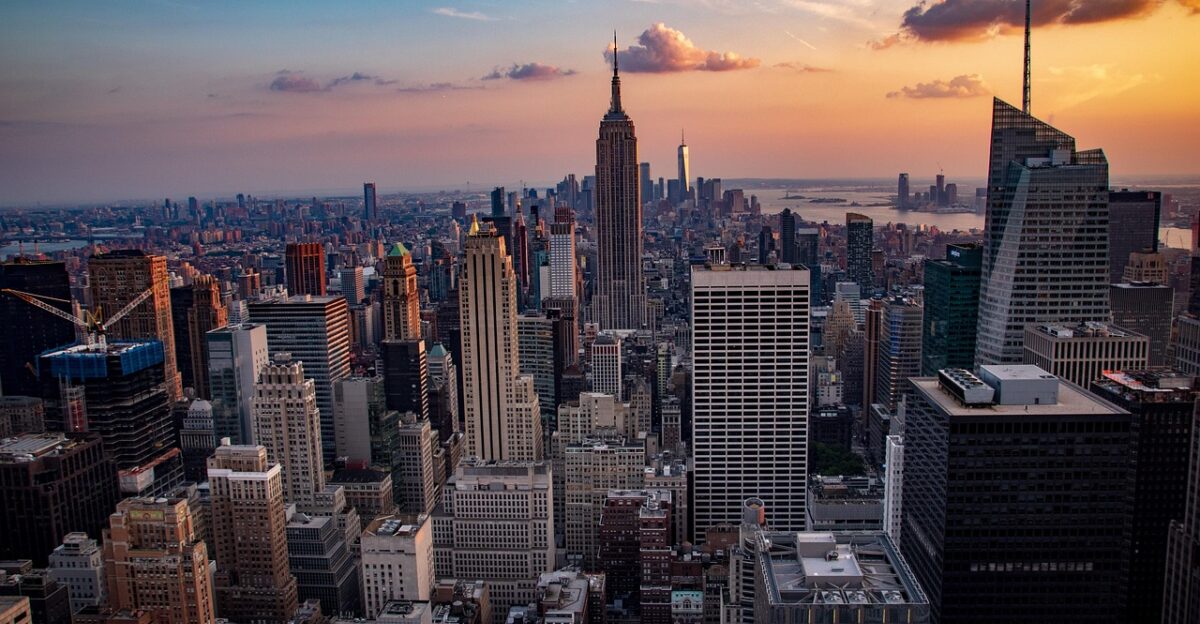 sunset manhattan city skyline architecture usa america cityscape nyc travel new skyscraper downtown york view new york city dusk empire state empire state building nature panoramic skyscrapers scenic yellow orange