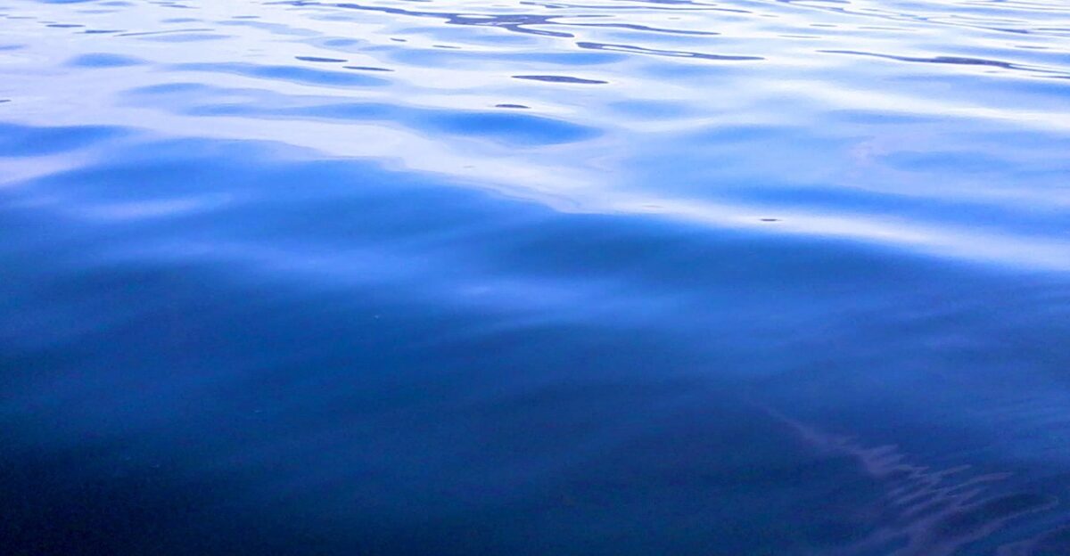water ocean sea lake pond nature wave surface wet clear liquid ripple tropical reflection tranquil seascape calm natural coast turquoise peaceful surf aqua pacific ripples swim marine refreshing wash blue calm