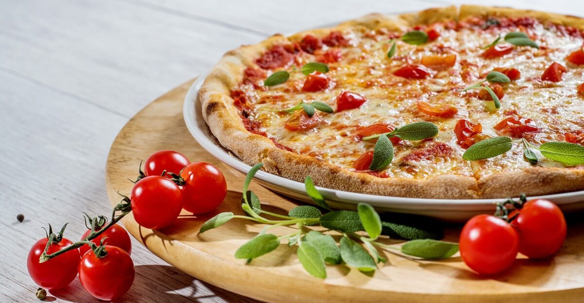 pizza plate food cheese lunch vegetables italian vegetarian pizza pizza slices italian food italian cuisine composition food photography pizza pizza pizza pizza pizza food food food