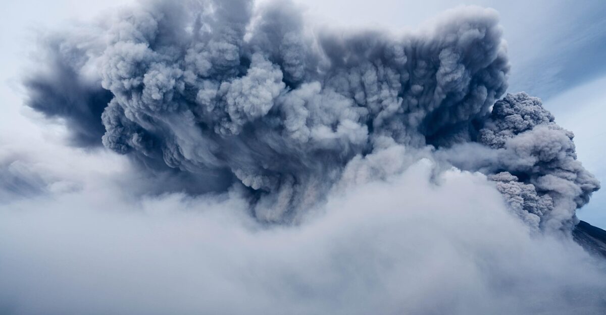 volcanic eruption ash cloud dramatic geologic activity ashes volcano eruption landscape outdoors smoke crater explosion disaster catastrophe smoke smoke smoke smoke smoke