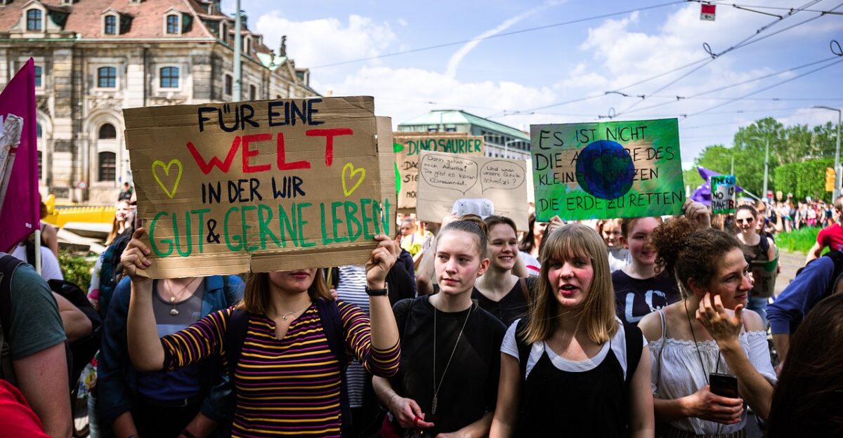 demonstration fridays for future climate change environmental protection climate strike demonstrations climate changes strike climate demo protest show me climate protection school strike environment students climate protest fridays friday forfuture protests students strike demonstration demonstration climate change protest protest protest protest protest climate protest