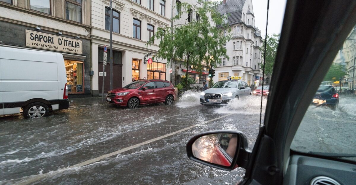 cologne flood rain downtown nature storm flooding