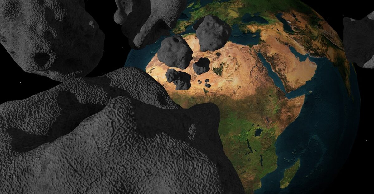 asteroid meteorite a hit meteor comet end time catastrophe space heaven spouse planets earth contrast the shade light universe debris crashing down nasa the atmosphere shooting star danger judgment day armageddon doomsday mass destruction fireball destruction force of nature natural disaster apocalypse collapse end of the world nature globe water downfall