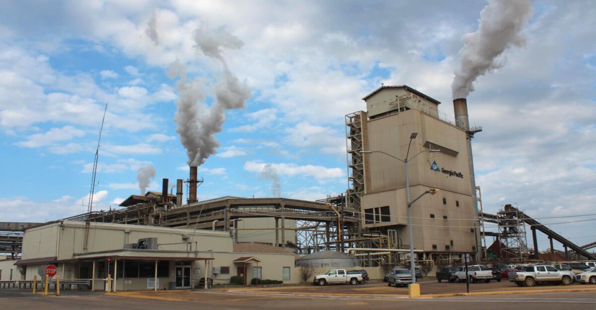 Georgia-Pacific To Lay Off 655 Workers By Closing Crossett Hope