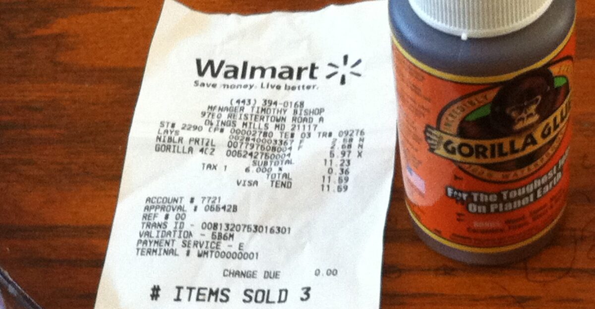 Construction of a model boat a Wikiversity project at the Howard Community College