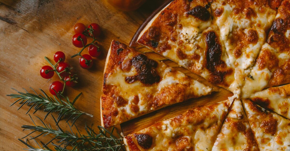 pizza with berries