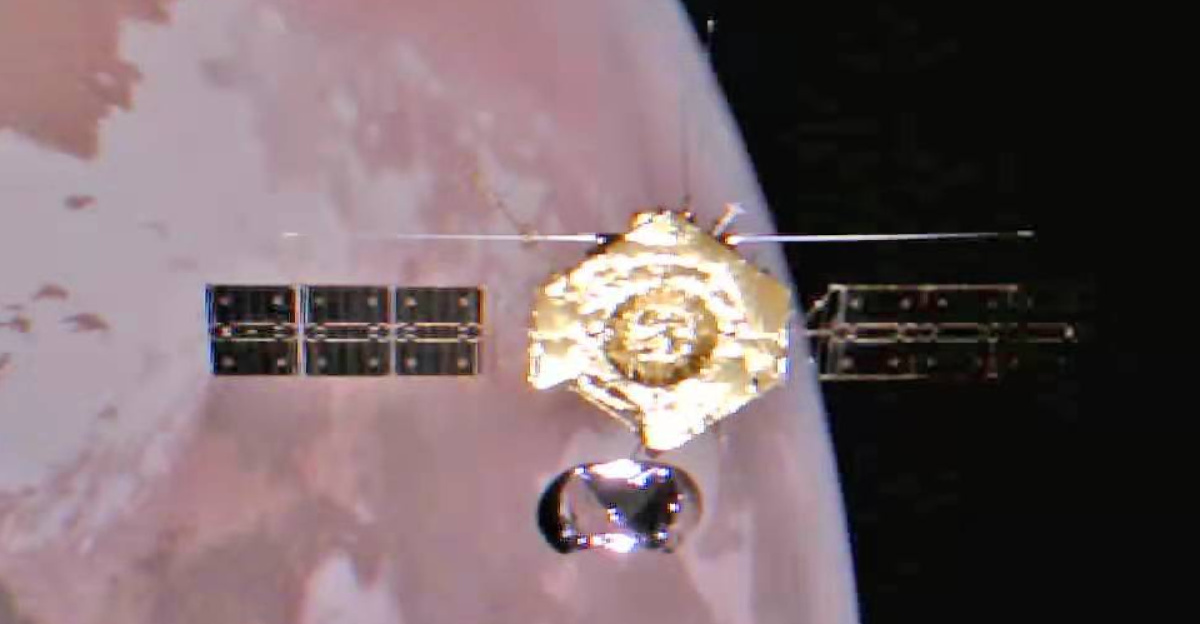 Image of Tianwen-1 orbiter in Mars orbit. Captured by a detachable camera released by the orbiter.