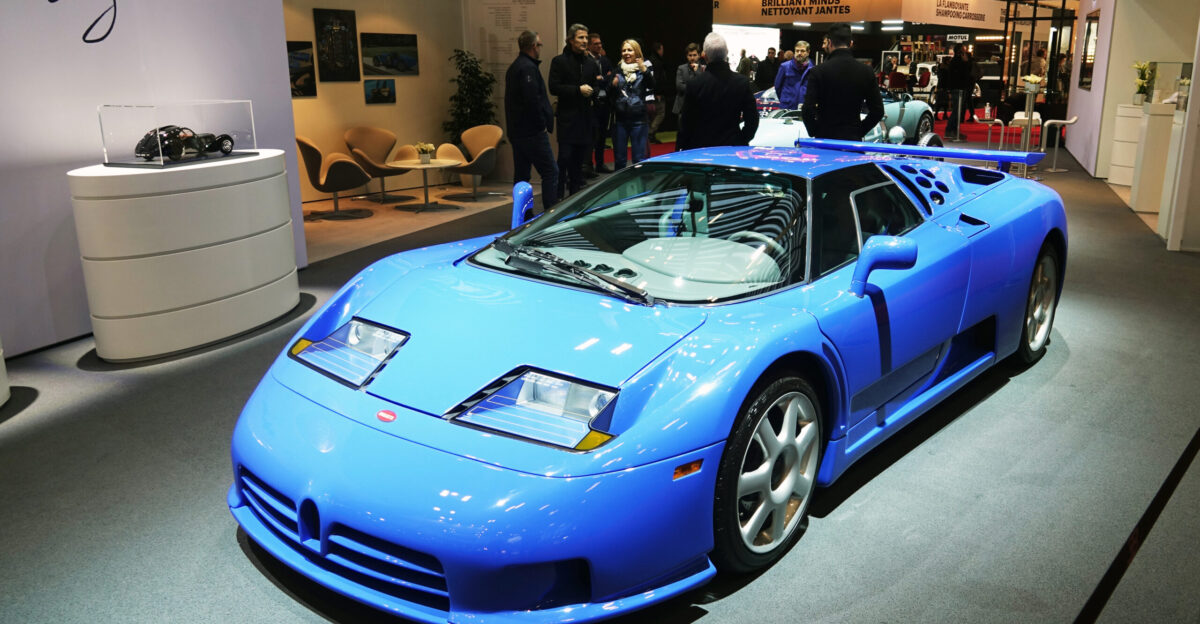 Bugatti EB 110 au salon R tromobile 2020 - Groupe Schumacher