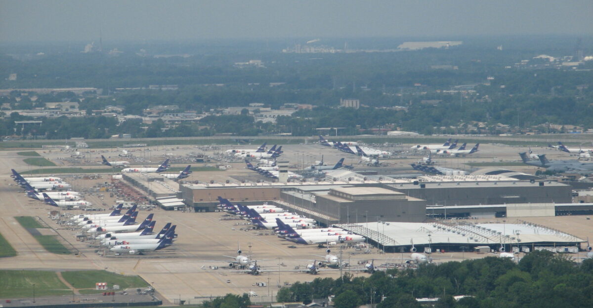 FedEx Super Hub 27