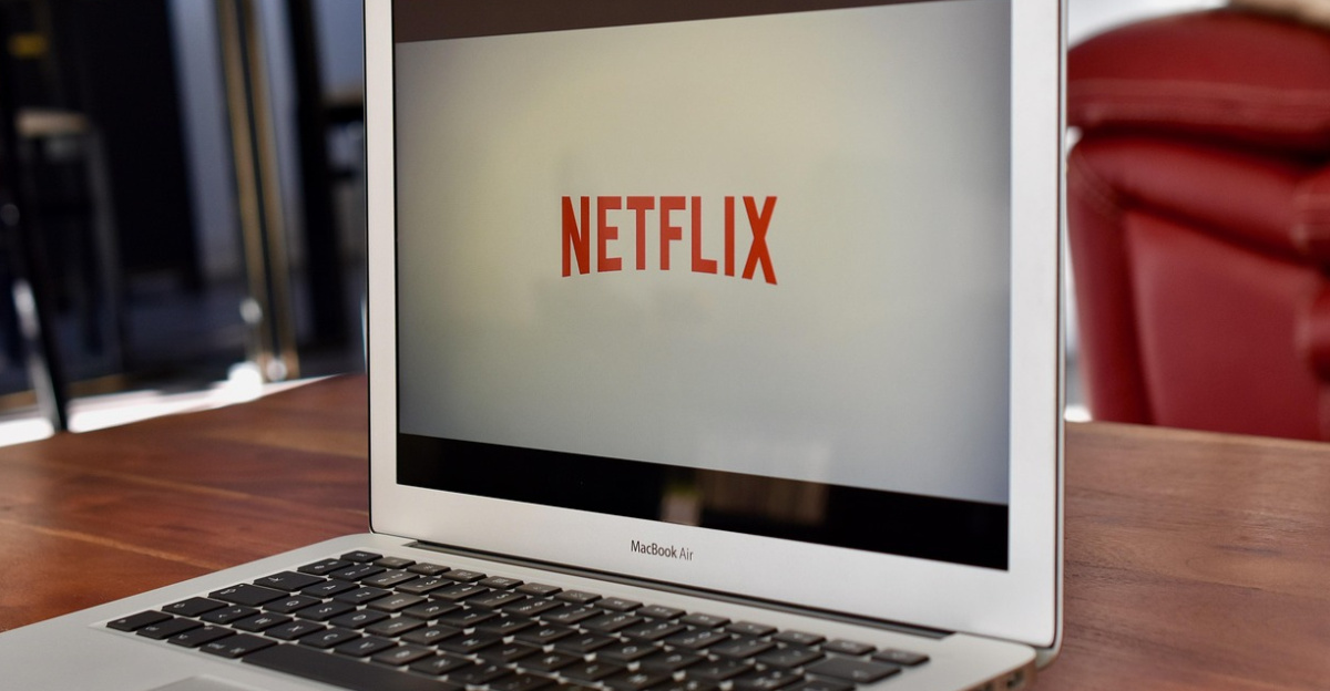 netflix, salon, relaxation, film series, netflix, netflix, netflix, netflix, netflix