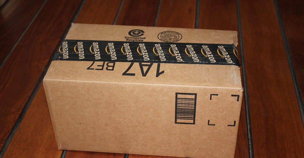 package delivery package box amazon box amazon mail shipping cardboard box packaging storage photo brown email brown amazon brown box cardboard container cardboard package cardboard packaging closed box closed amazon box amazon box amazon box amazon box amazon box amazon box