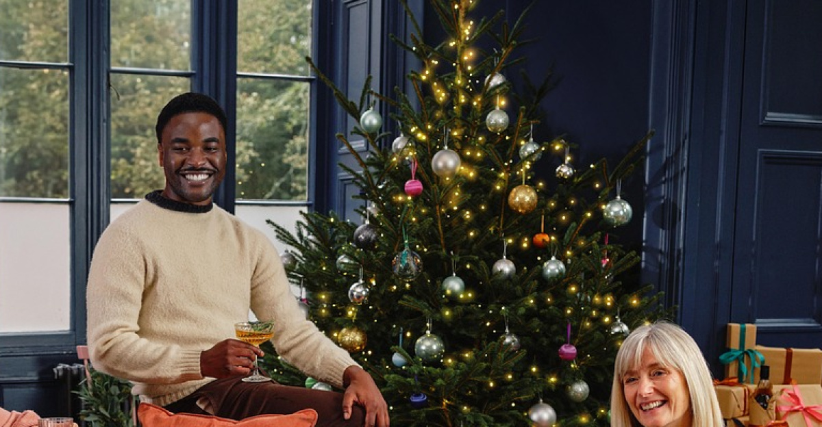 whisky, modern face of whisky, whisky drinker, whisky women, female whisky drinker, woman, christmas, friends, gifts, family, christmas day, christmas tree, christmas gift, family, family, family, family, family