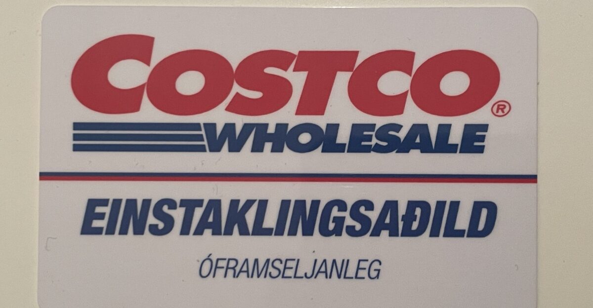 Photo of an Icelandic Costco membership card - 2023