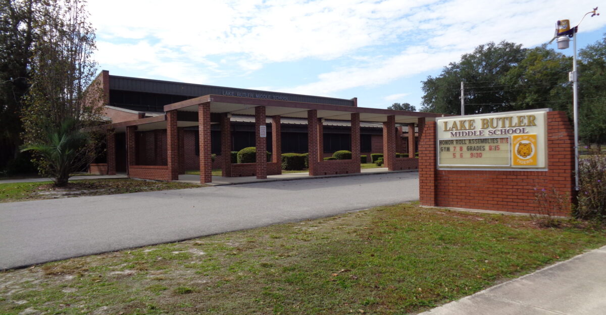 File Lake Butler Middle School JPG - Wikimedia Commons