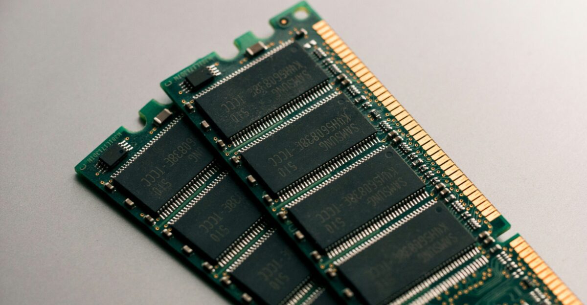 green circuit board close-up photography